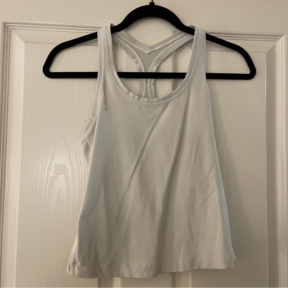 Lululemon Cool Racerback Tank Crop size 6